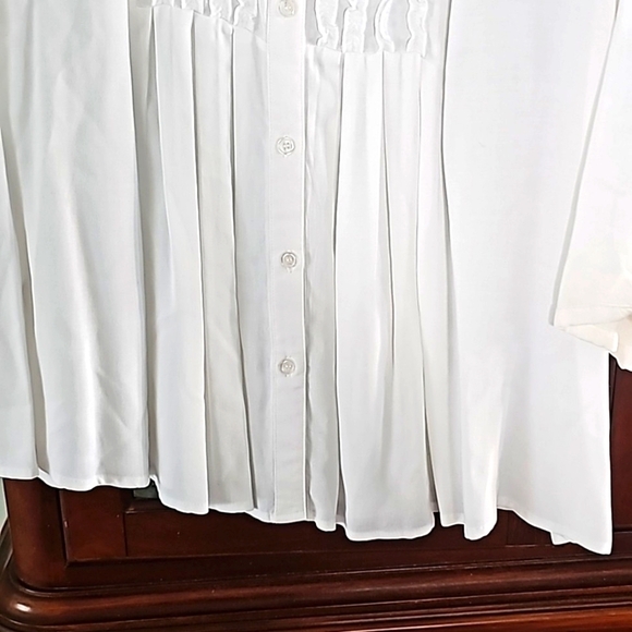 AVENUE TUNIC White Top w/Trimmings plus size 18/20 - Picture 3 of 10